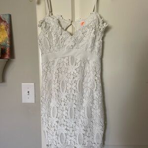 Chic White Floral Lace Mini Dress